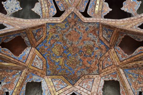  Geometry of Iranian Architecture: Unveiling Architectural Secrets Through Intricate Patterns and Timeless Principles